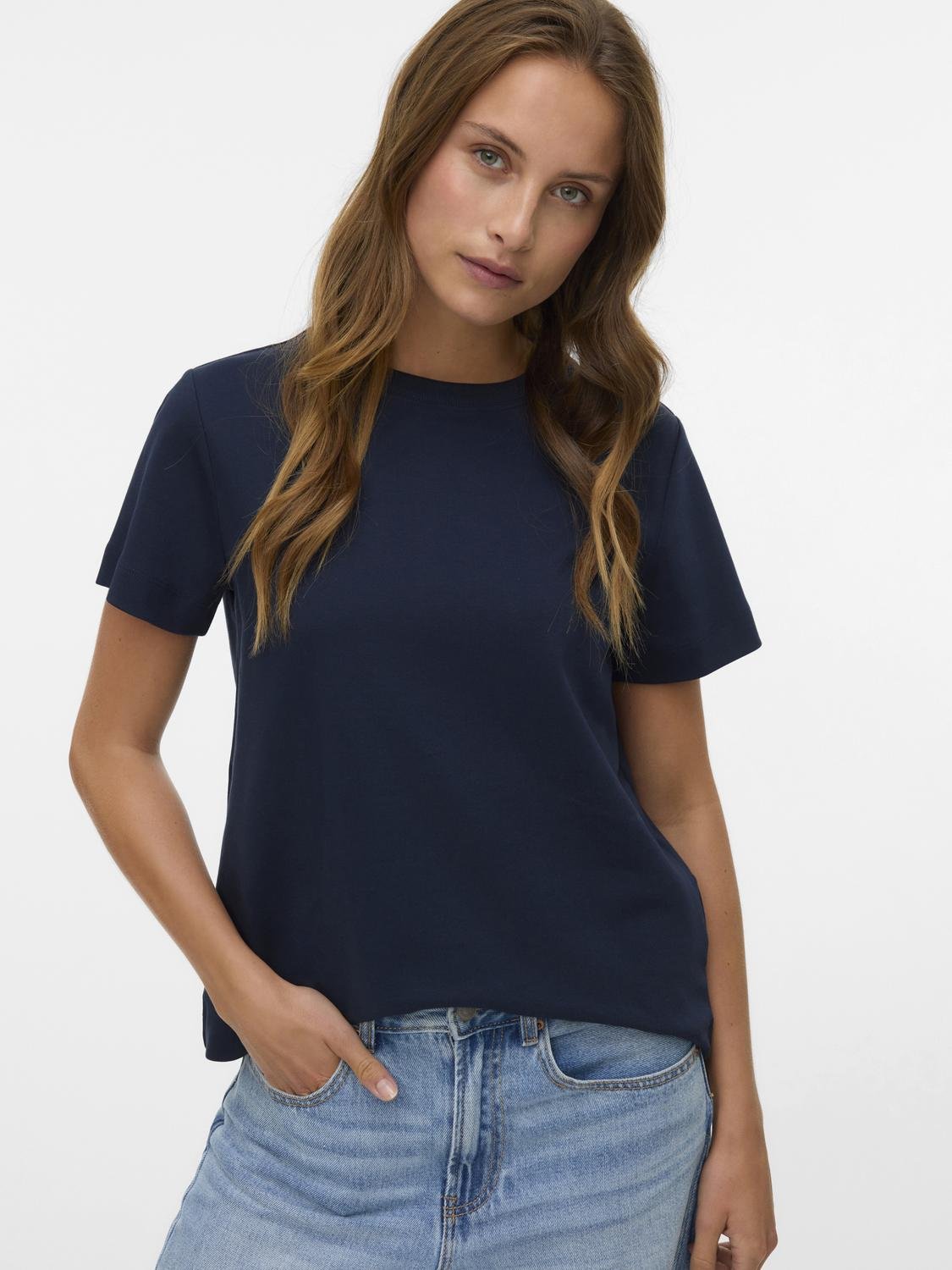 AWNAIMA T-shirt - Dark Sapphire - VERO MODA & VILA Bergvik